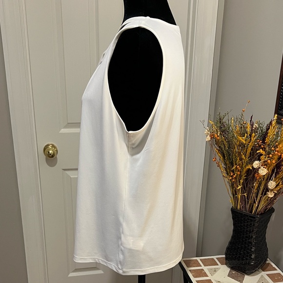 Nine West Winter White Sleeveless Top, Size L - Picture 5 of 8